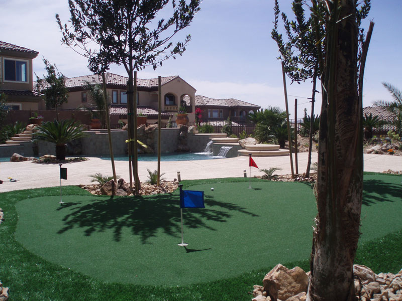 custom pools and spas by greencare.net
